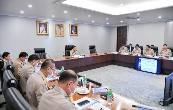 พลเอก ประวิตร กำชับเร่งช่วยเหลือประชาชนในพื้นที่ขาดน้ำ พร้อมประเมินฝนมาเร็ว เตรียมดัน 9 แผนรับฝนล่วงหน้า