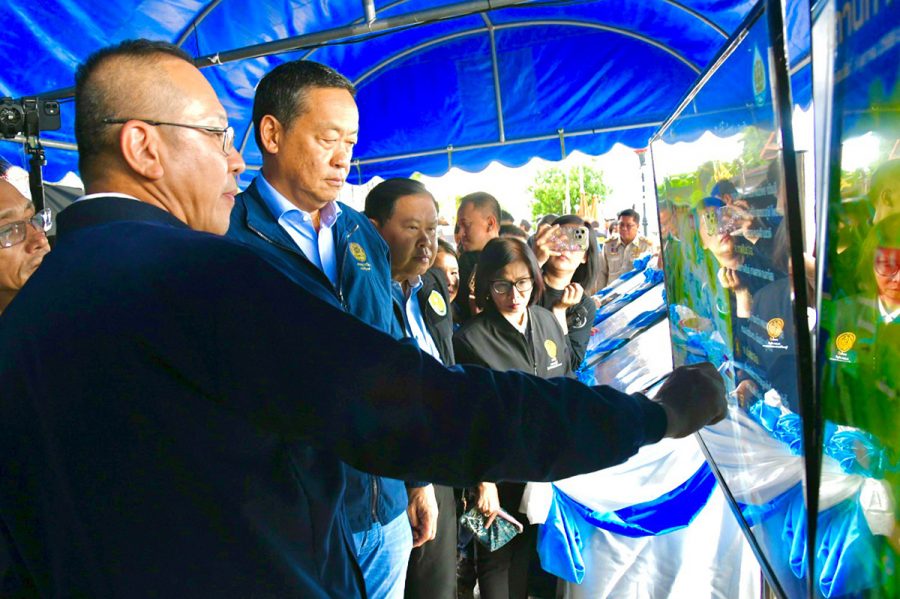 นายกรัฐมนตรี ลงพื้นที่ ประชุมติดตามสถานการณ์อุทกภัย พร้อมสั่งการเตรียมการป้องกันและแก้ไขปัญหาอุทกภัย จังหวัดอุบลราชธานี